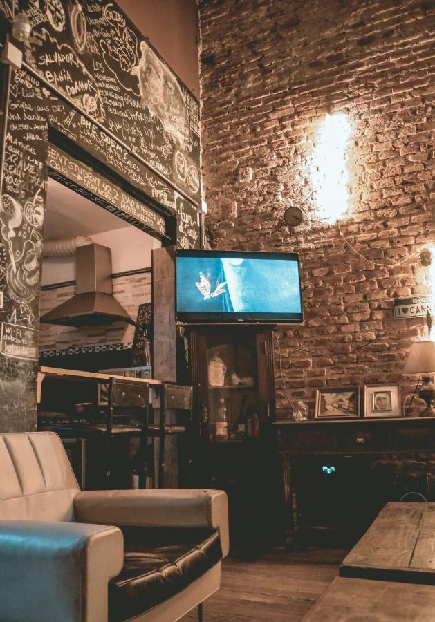 Casa Mutante Hostel مونتيفيديو المظهر الخارجي الصورة